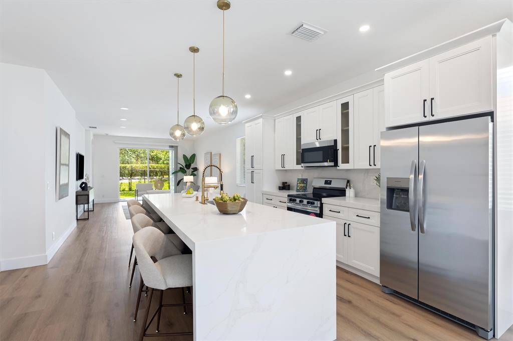Coconut Creek, FL 33073,4170 Banyan Trails Dr