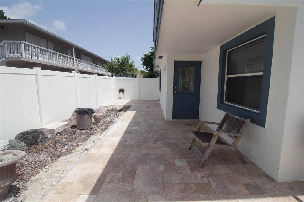Pompano Beach, FL 33060,1109 Pine Dr