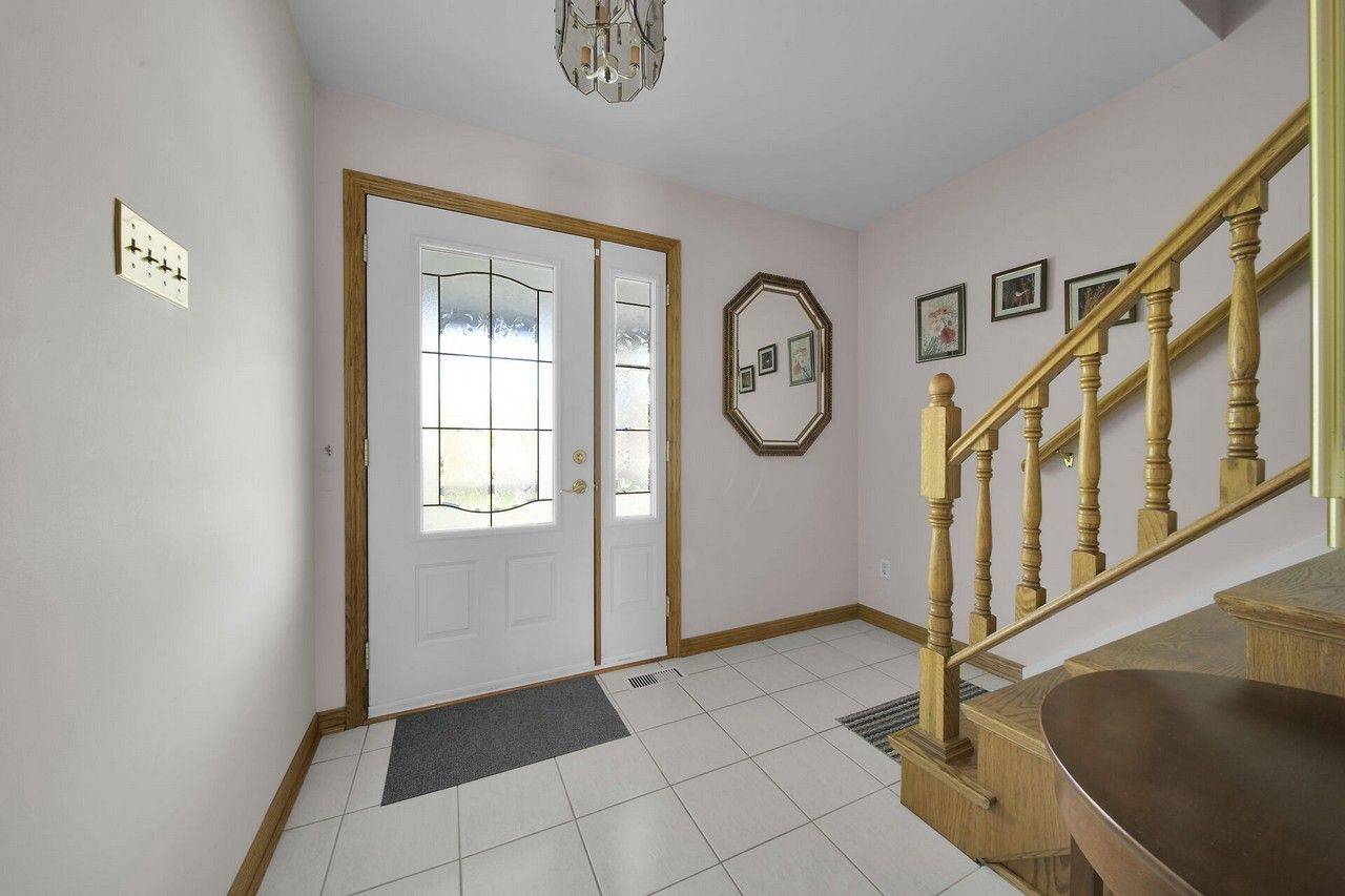 London North, ON N6G 1R1,69 Rollingwood CIR