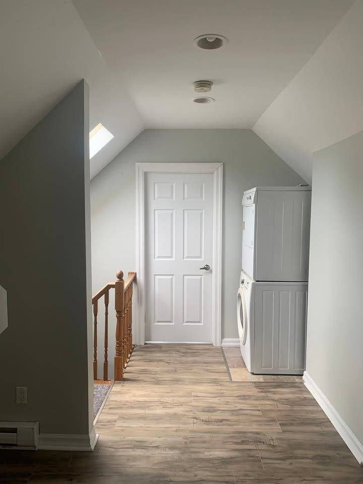 London North, ON N6H 1B6,18 FORWARD AVE #Upper