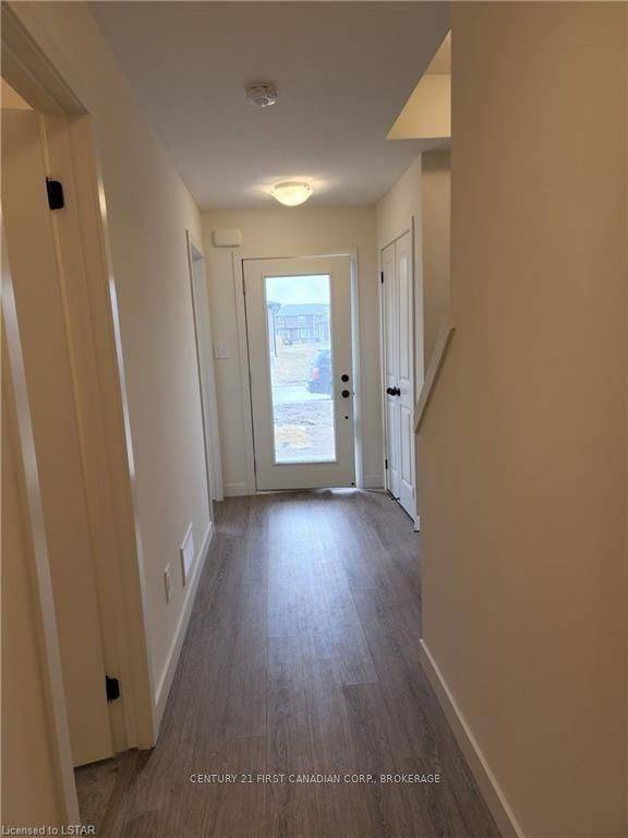 London North, ON N6G 0Y2,1781 Henrica AVE #44