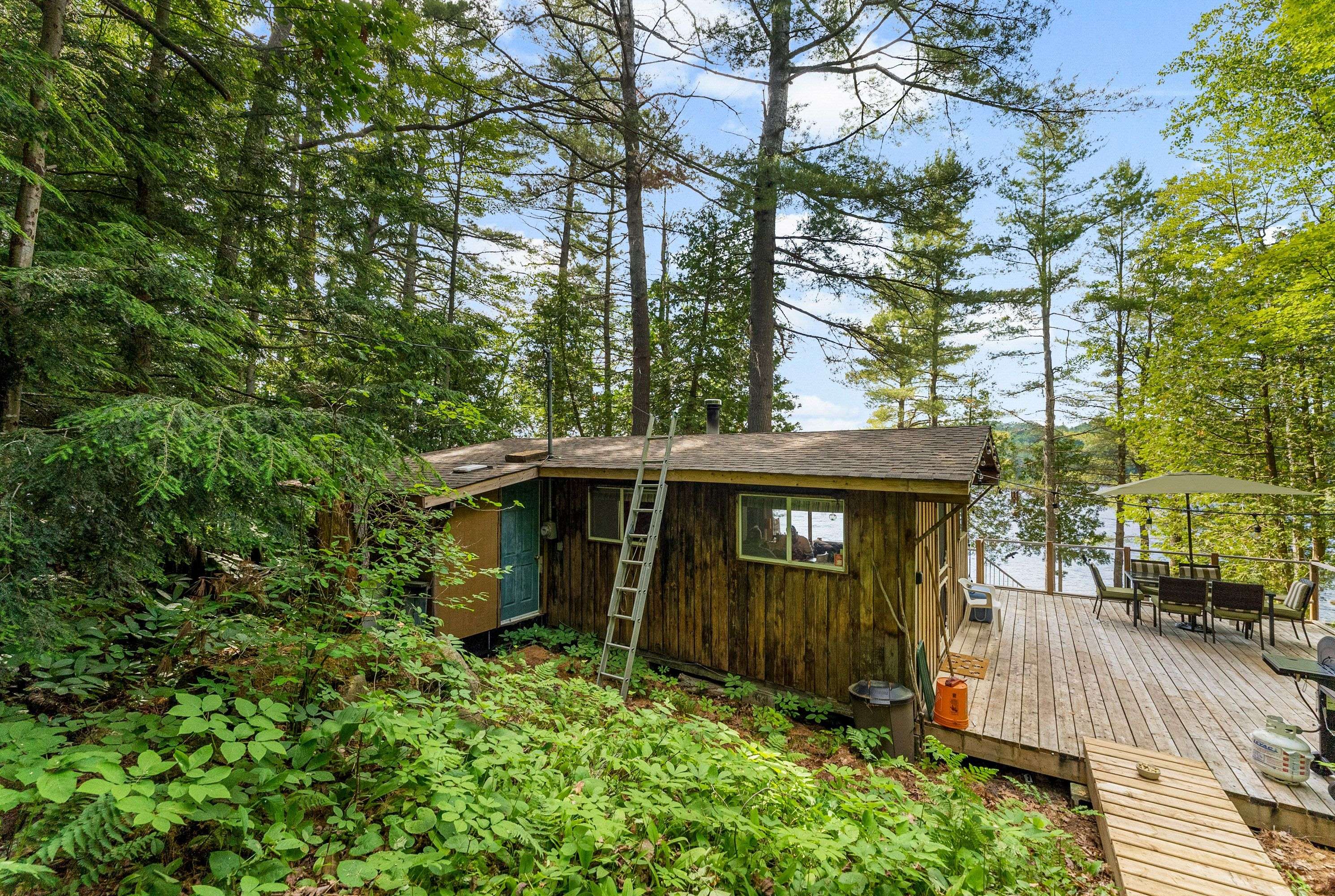 Frontenac, ON K0H 1K0,3280 Upper Mazinaw Lake RD