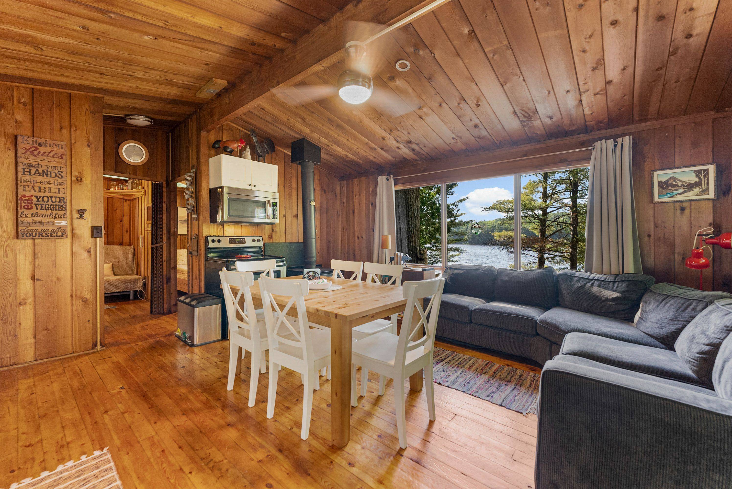 Frontenac, ON K0H 1K0,3280 Upper Mazinaw Lake RD