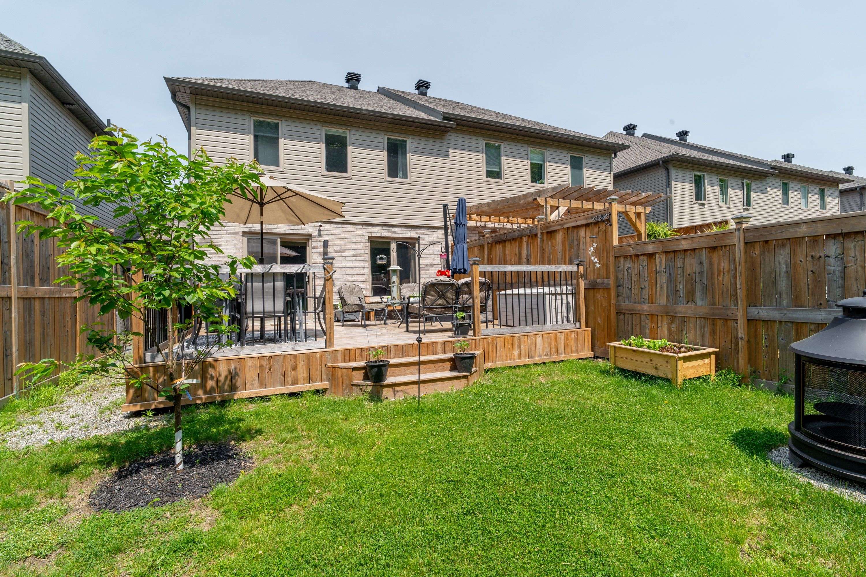 Huntsville, ON P1H 0E2,3 Kelsey Madison CT