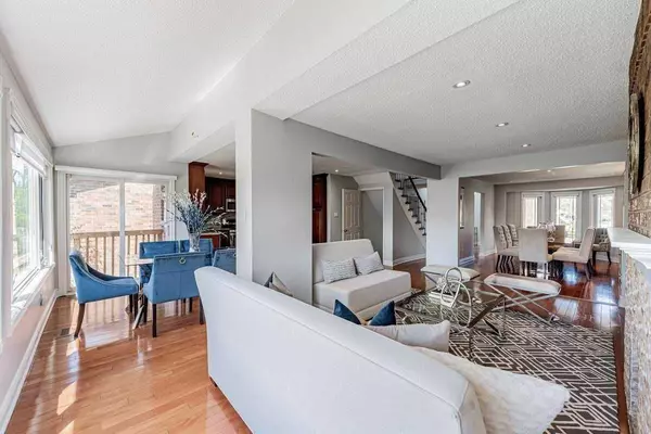 Vaughan, ON L4J 6P1,26 Millcroft WAY
