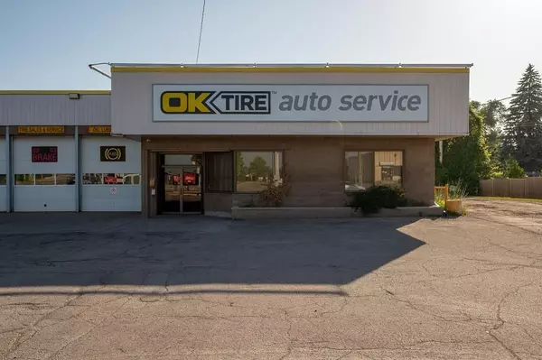 London East, ON N5V 2E1,563 Clarke RD