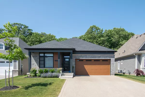 3376 Whispering Woods TRL, Fort Erie, ON L0S 1N0