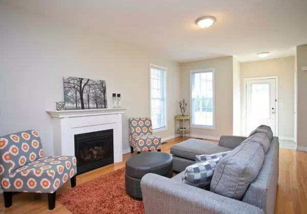 Cobourg, ON K9A 0A2,300 D'arcy ST #201
