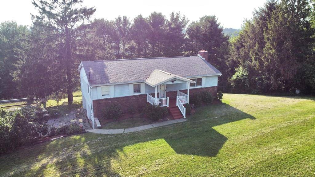 509 APPLE PIE RIDGE, West Liberty, WV 26074