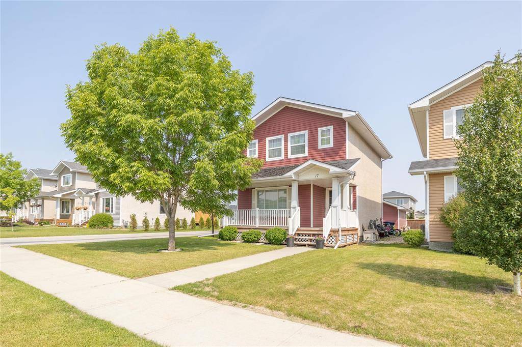 17 Ashford LN, Steinbach, MB R5G 0B9
