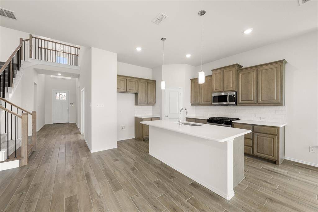 Joshua, TX 76058,7749 Gatevine Avenue