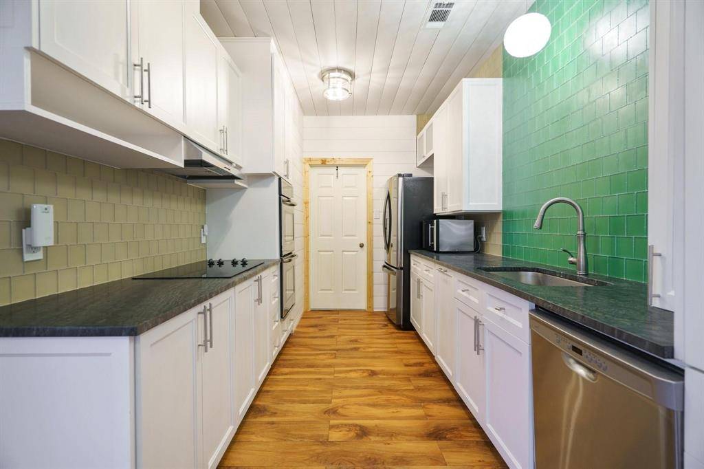 Dallas, TX 75248,6853 Anglebluff Circle