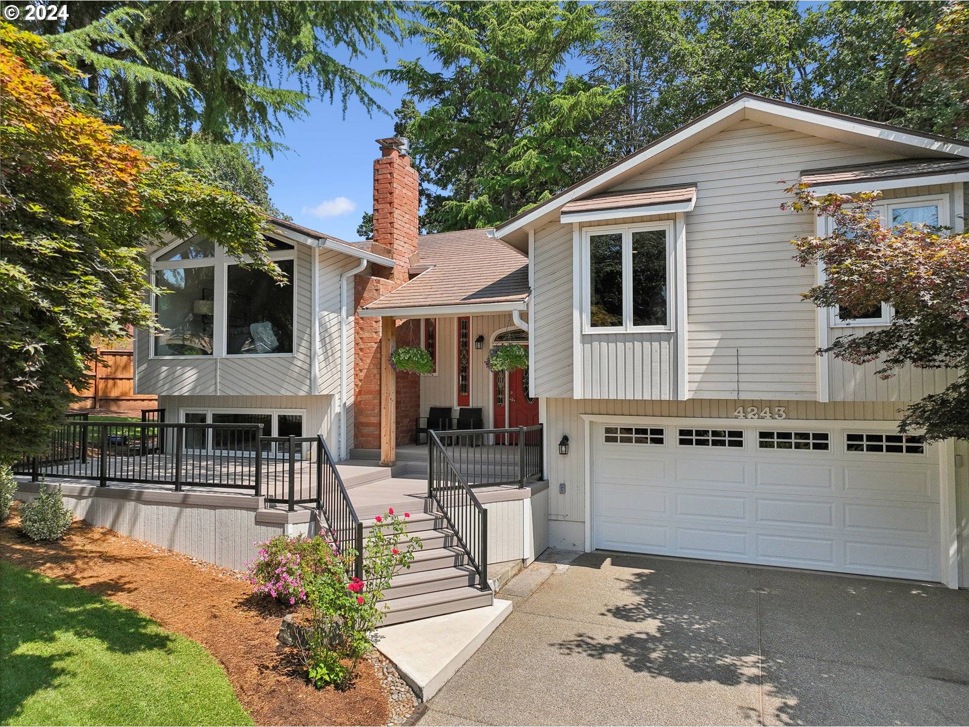 West Linn, OR 97068,4243 SPRING ROCK CIR