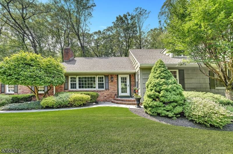 Morris Twp., NJ 07960,53 N Star Dr