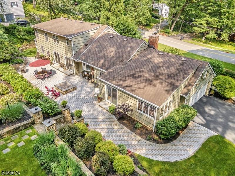 Morris Twp., NJ 07960,53 N Star Dr