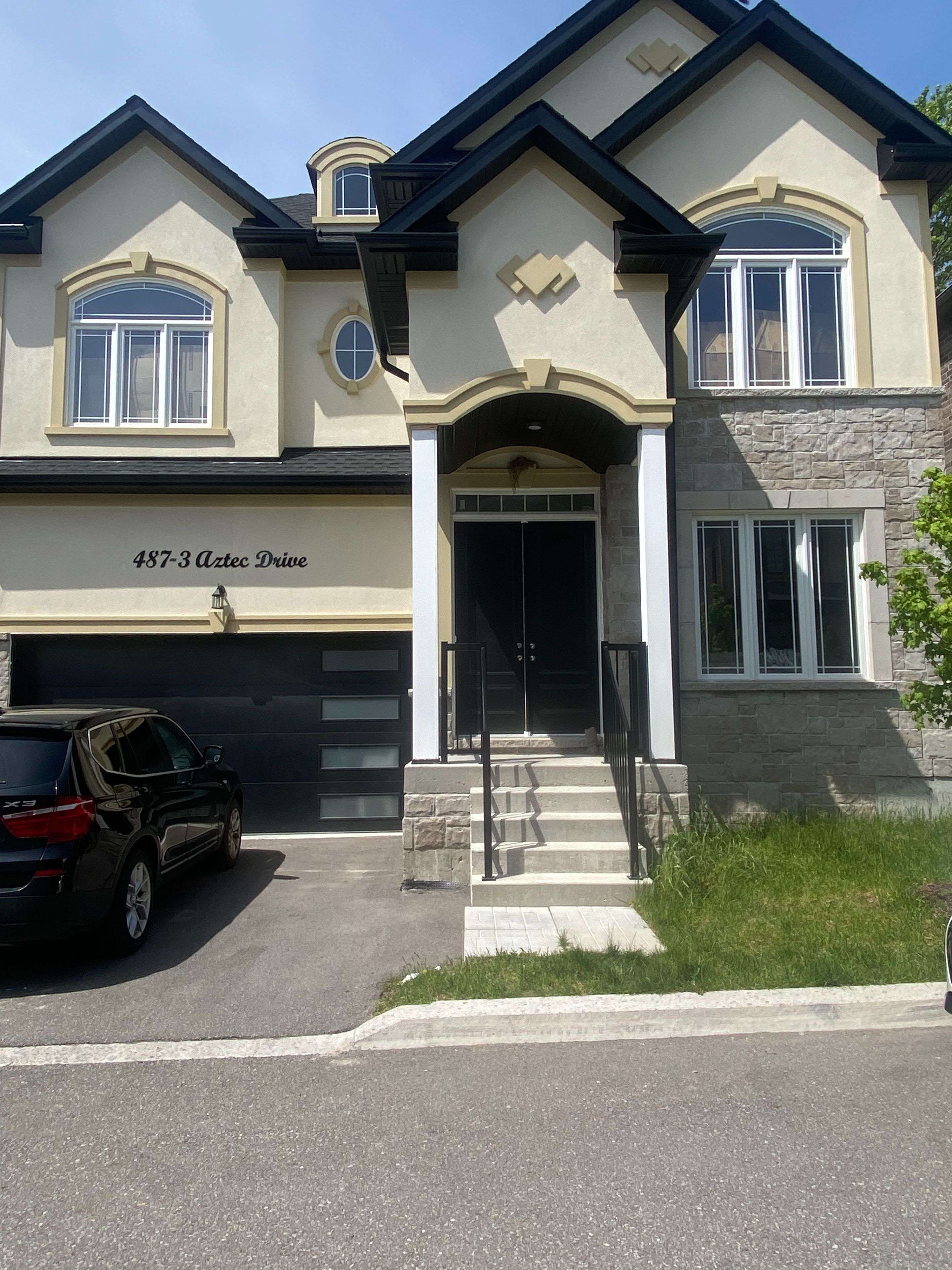 487 Aztec DR #3-Room 3, Oshawa, ON L1J 7S7