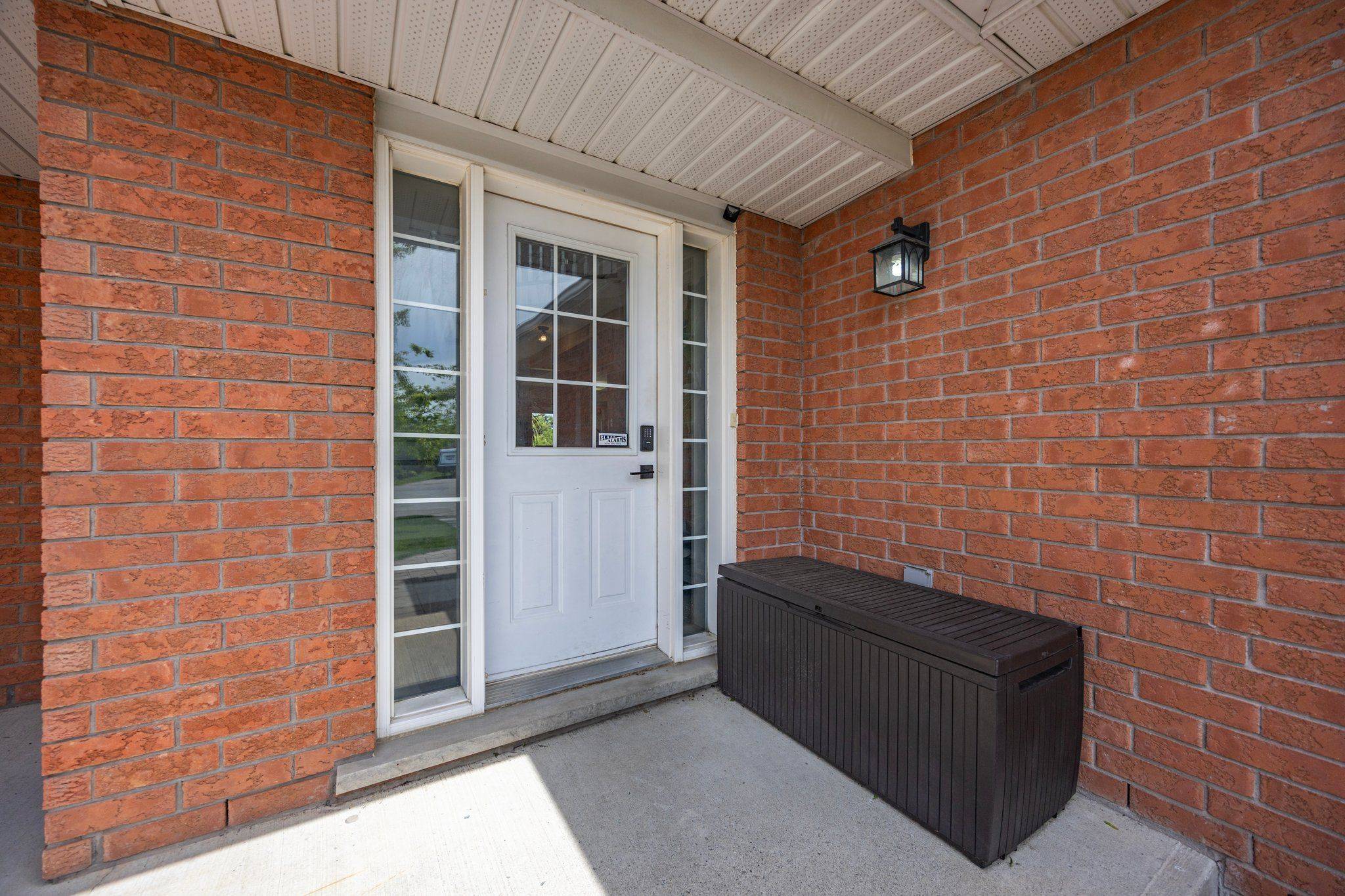 Barrie, ON L4N 0T7,13 Sunset PL