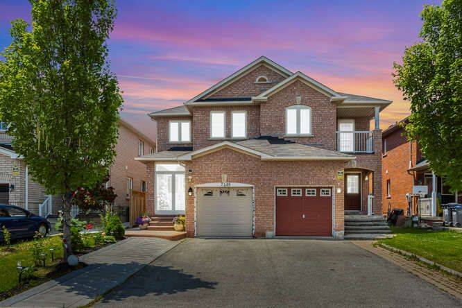 Mississauga, ON L5W 1X2,7148 Village WALK