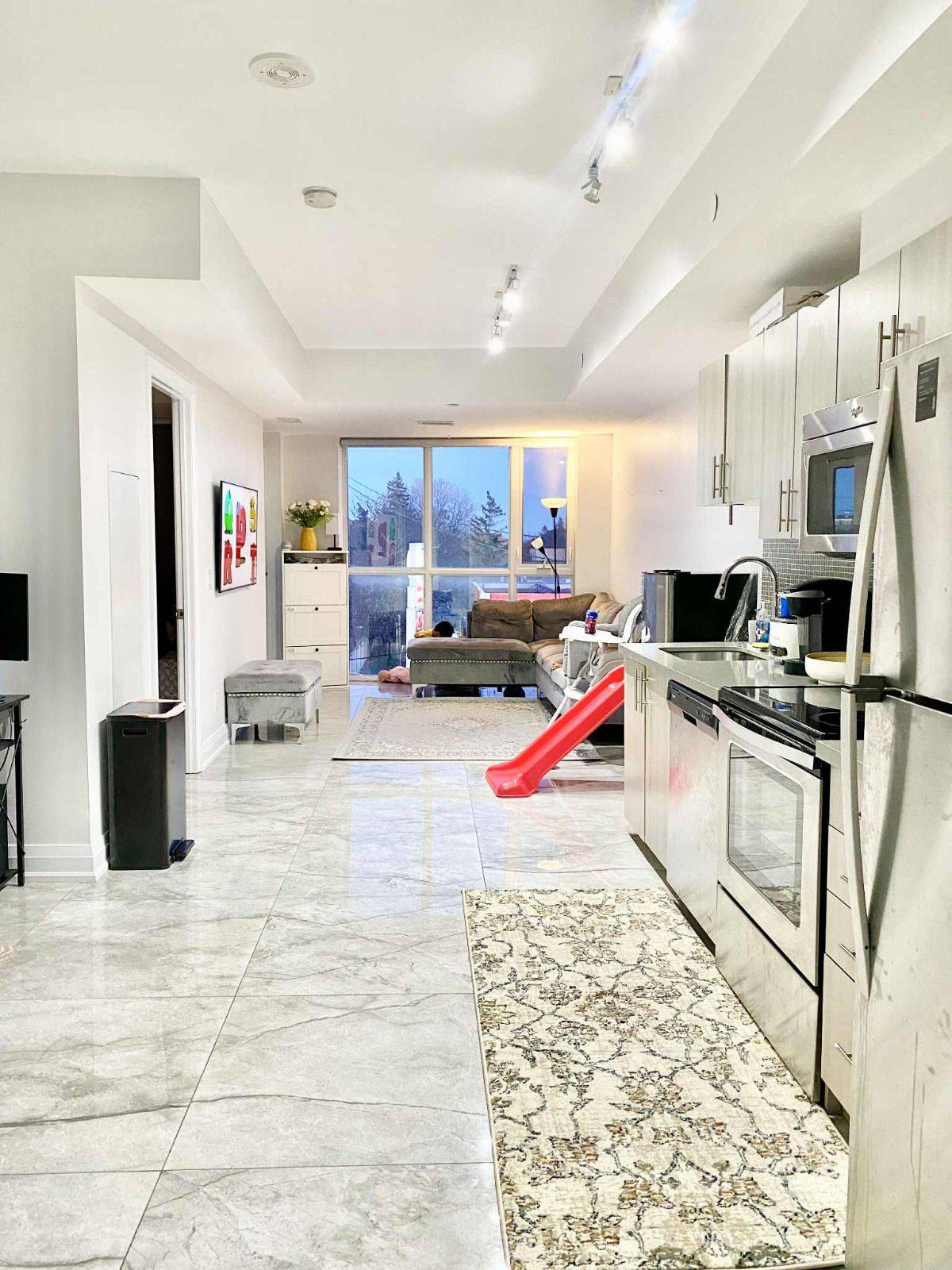 Toronto W04, ON M6A 0B9,16 Mcadam AVE #314
