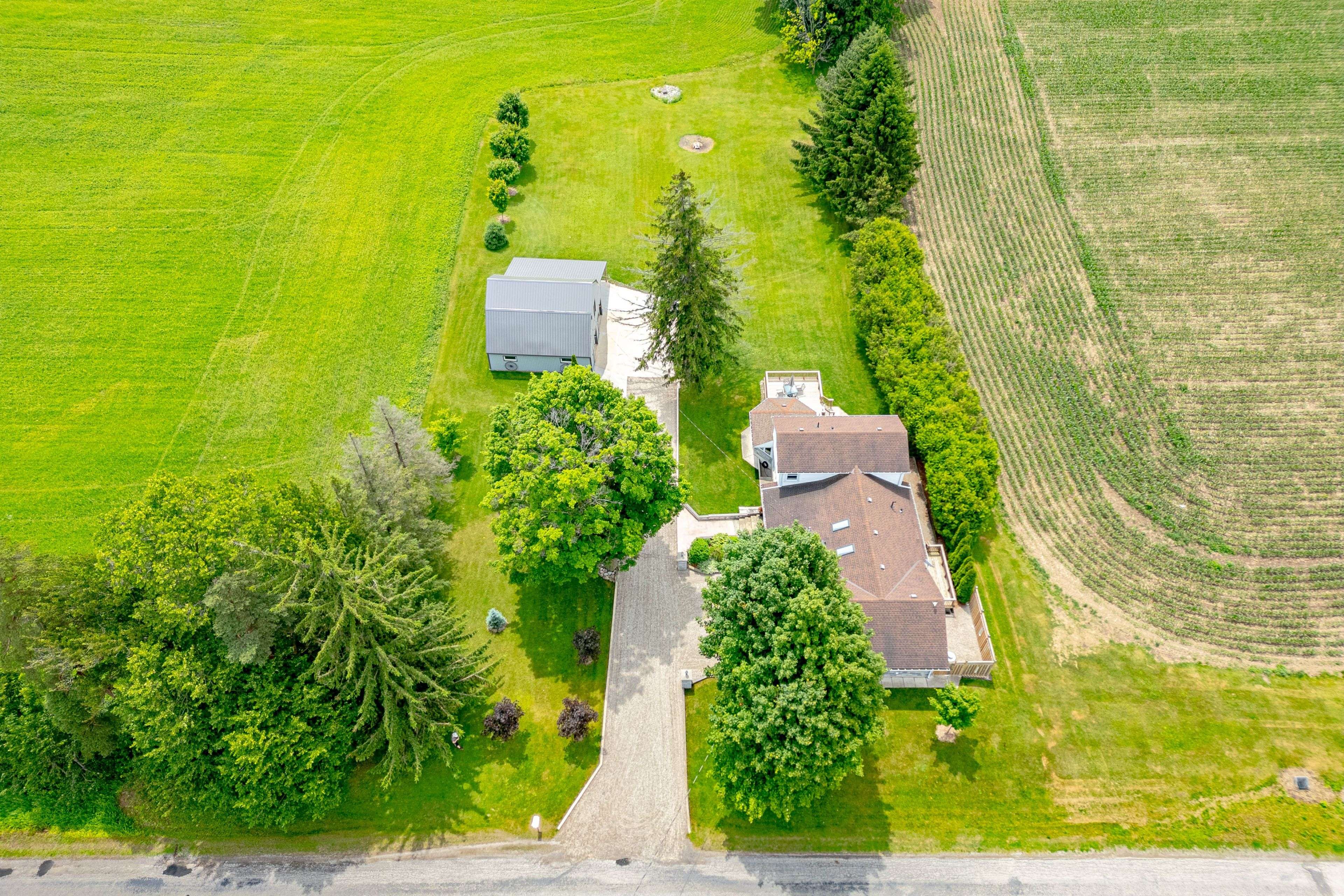 Norwich, ON N0J 1P0,365626 Evergreen ST