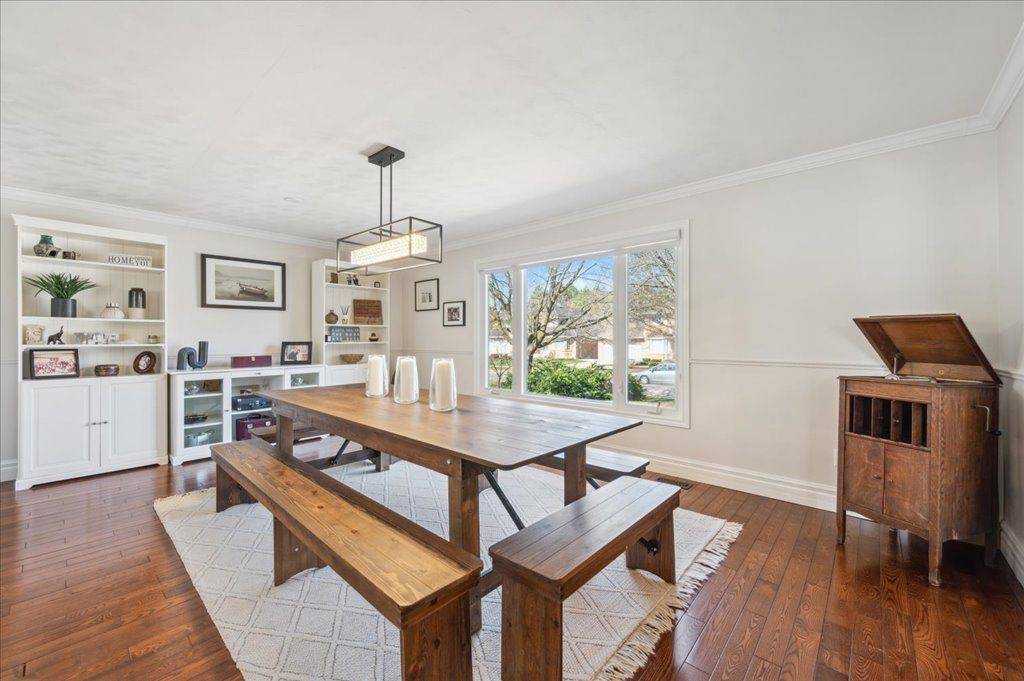 Guelph, ON N1G 3C6,192 Dimson AVE