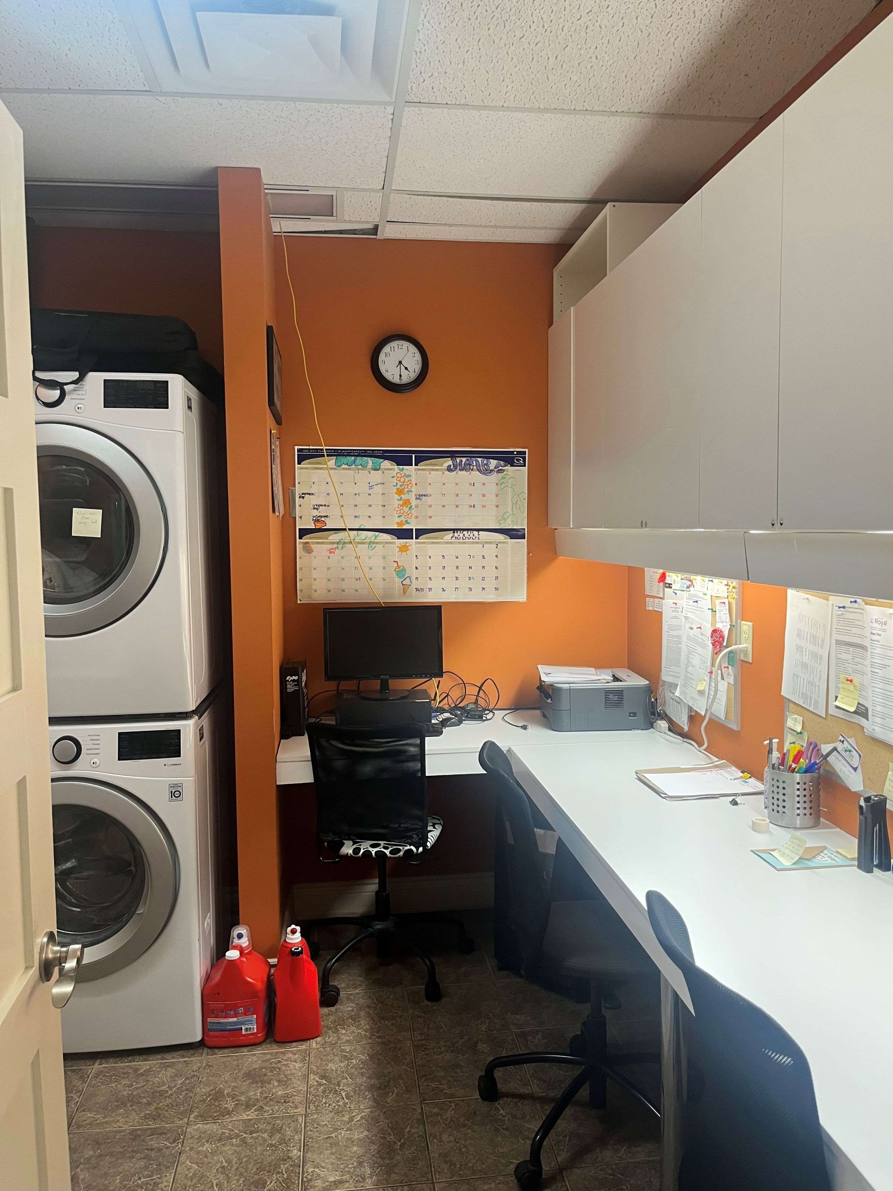 Carlington - Central Park, ON K1Z 8N8,1335 Carling AVE #550