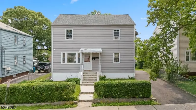 Passaic City, NJ 07055,67 6Th Ave