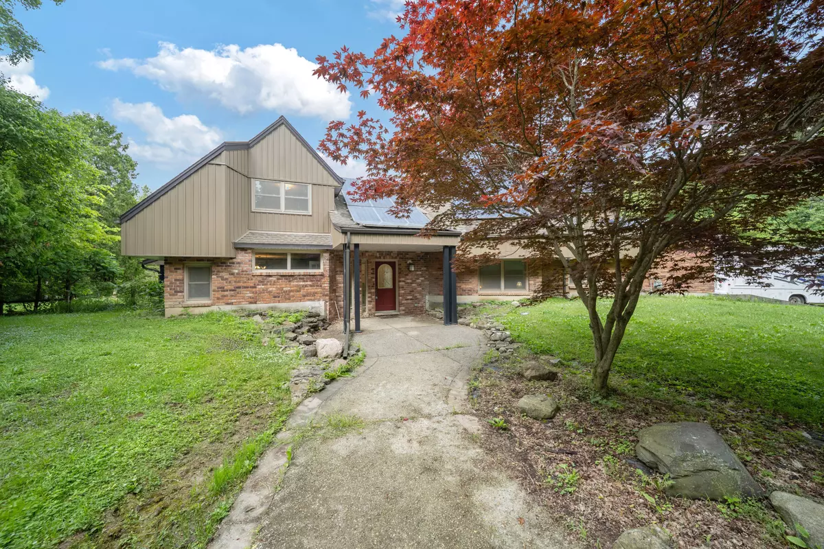 Lambton Shores, ON N0M 1B0,30622 Hungry Hollow RD