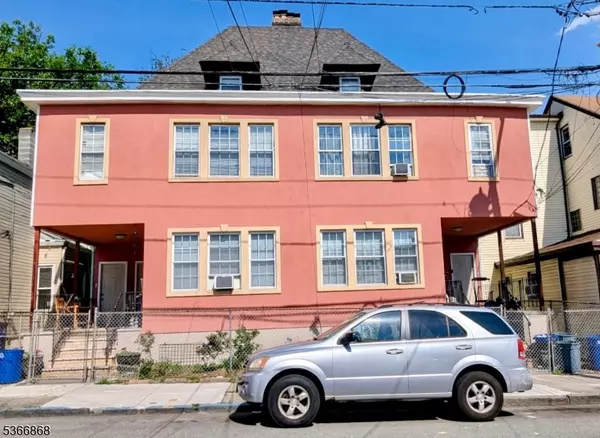 565-567 E 26Th St, Paterson City, NJ 07514