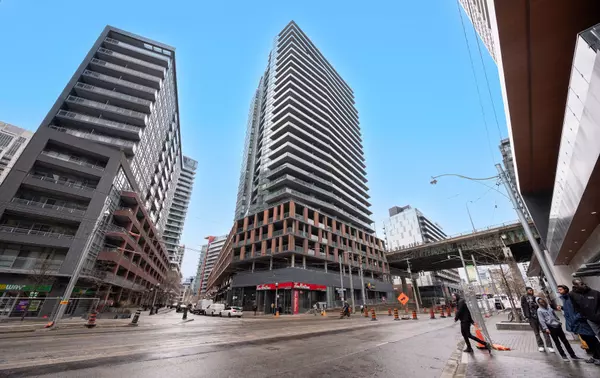 20 Bruyeres Mews #315, Toronto C01, ON M5V 0G8