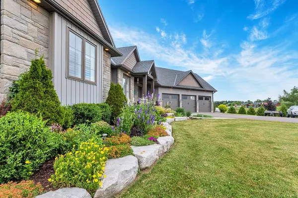 Brant, ON N3S 0G3,6 Macneil CT