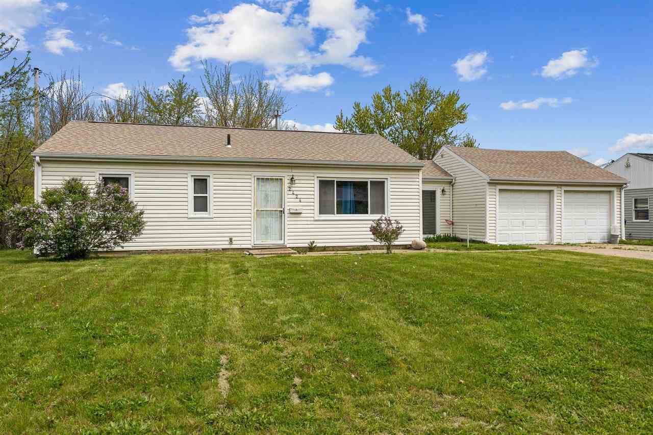 Cedar Rapids, IA 52404,2424 8th Ave SW