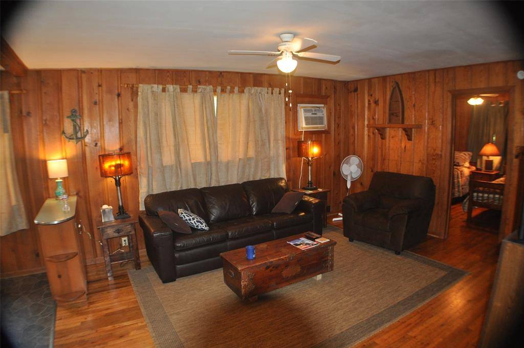 Gordonville, TX 76245,1939 Hillcrest Circle