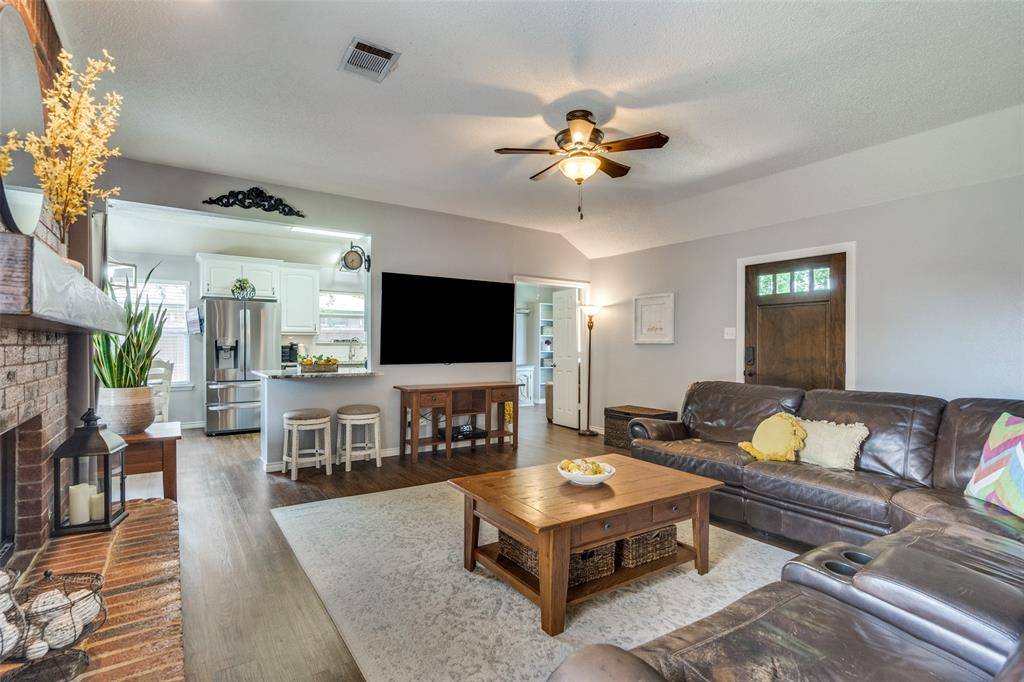 Wylie, TX 75098,1062 E Oak Street
