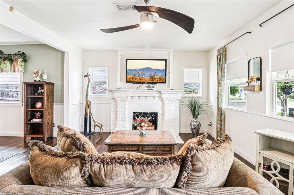 Fort Worth, TX 76110,2704 Travis Avenue