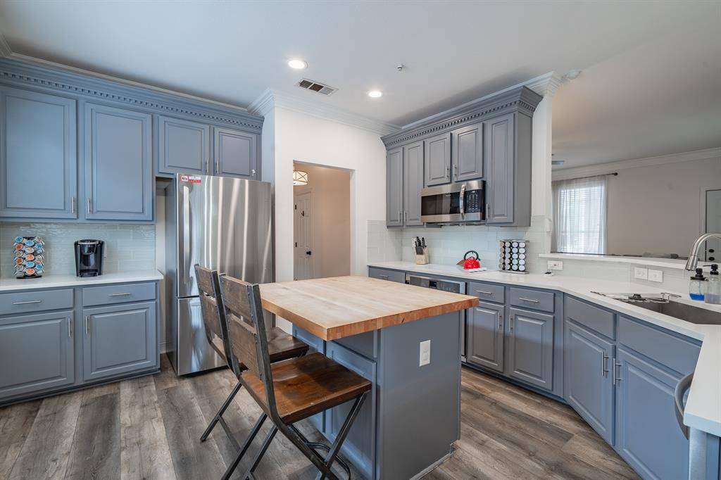 Dallas, TX 75238,9020 Rock Valley Cove