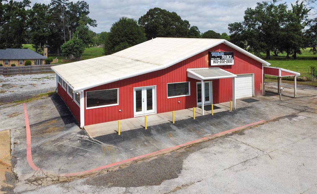 Tyler, TX 75703,17490 Hwy 69 S