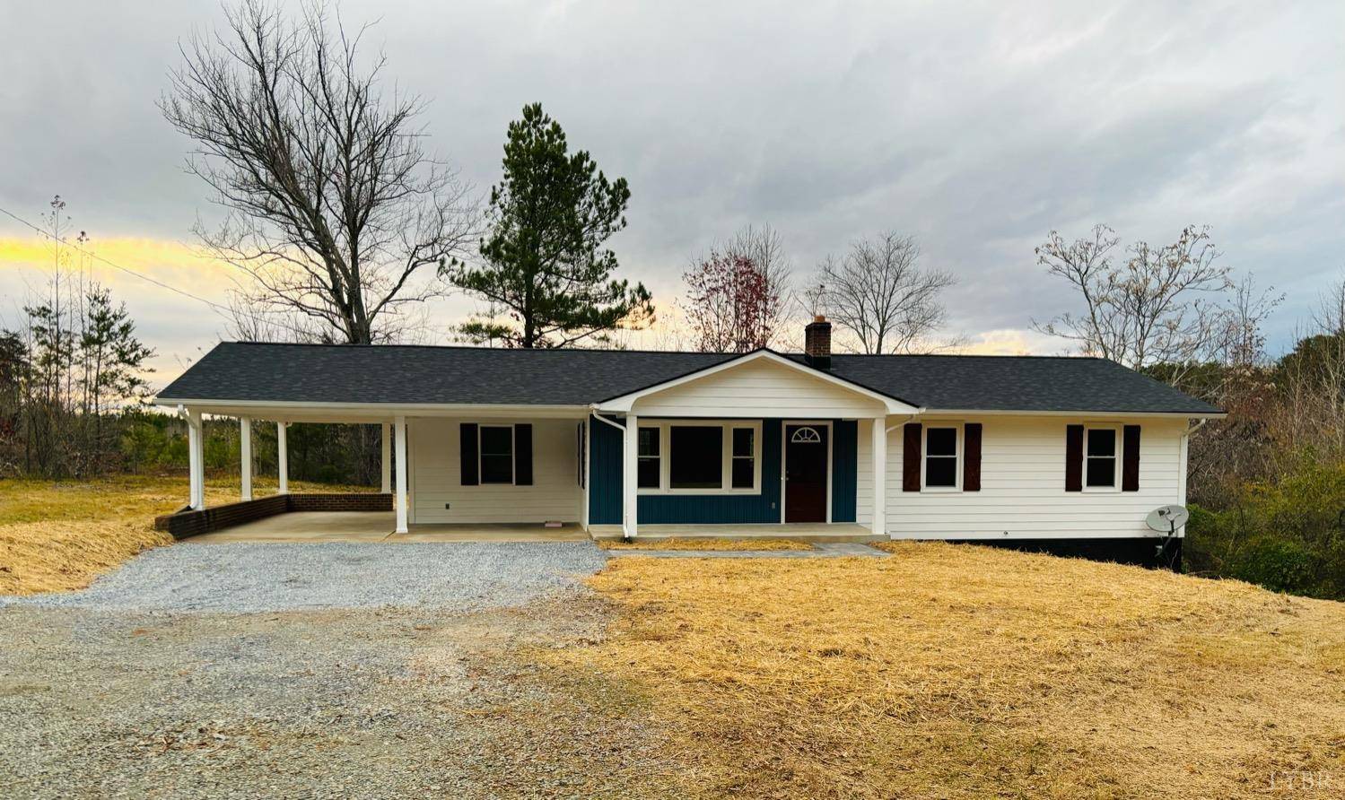 1172 Golden Leaf Road,  Nathalie,  VA 24577