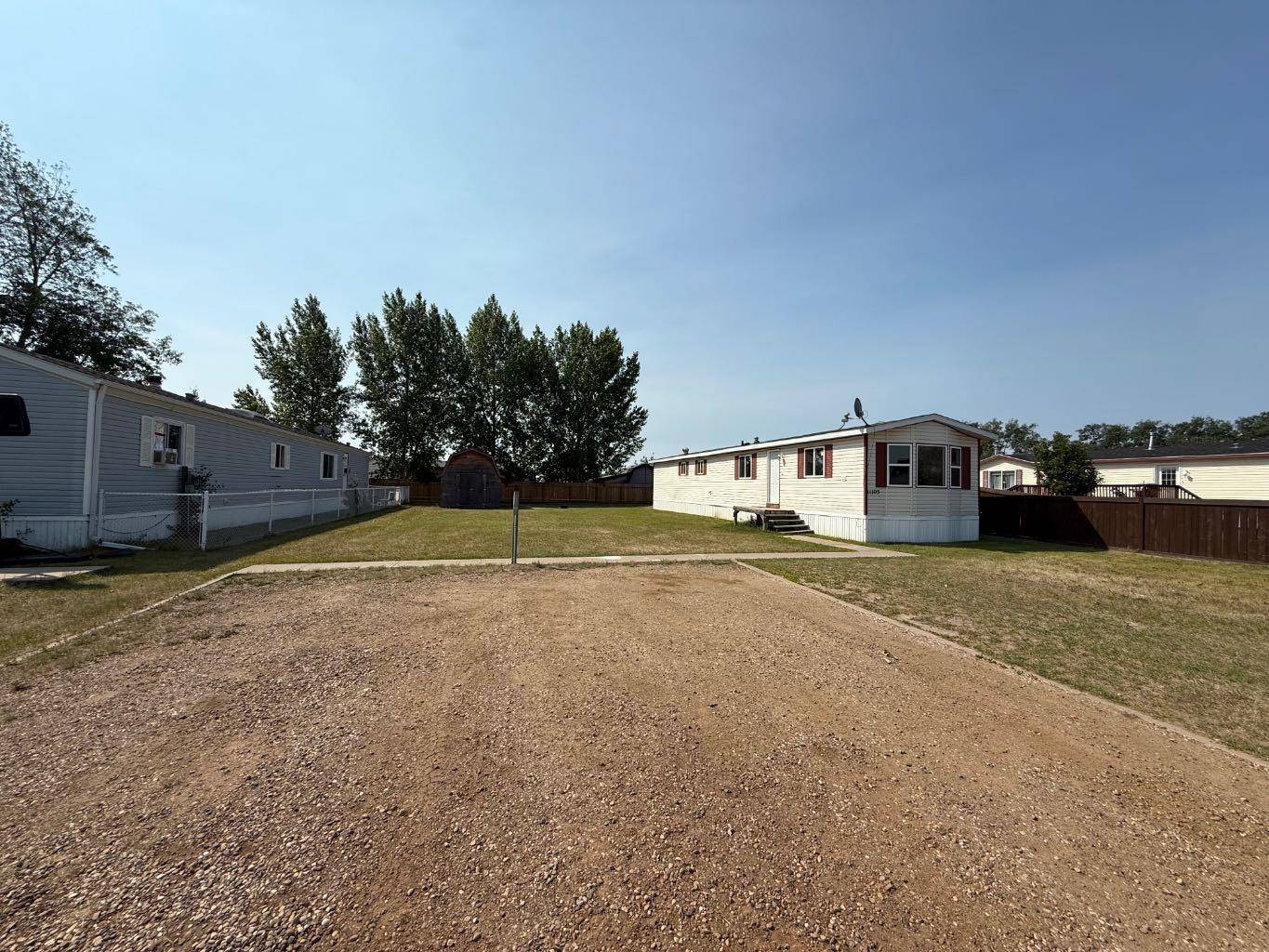 La Crete, AB T0H2H0,11105 103 Ave