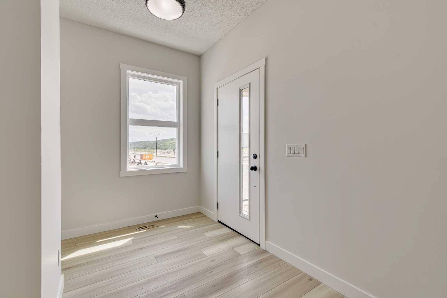Calgary, AB T2X5R5,842 Wolf Willow BLVD SE