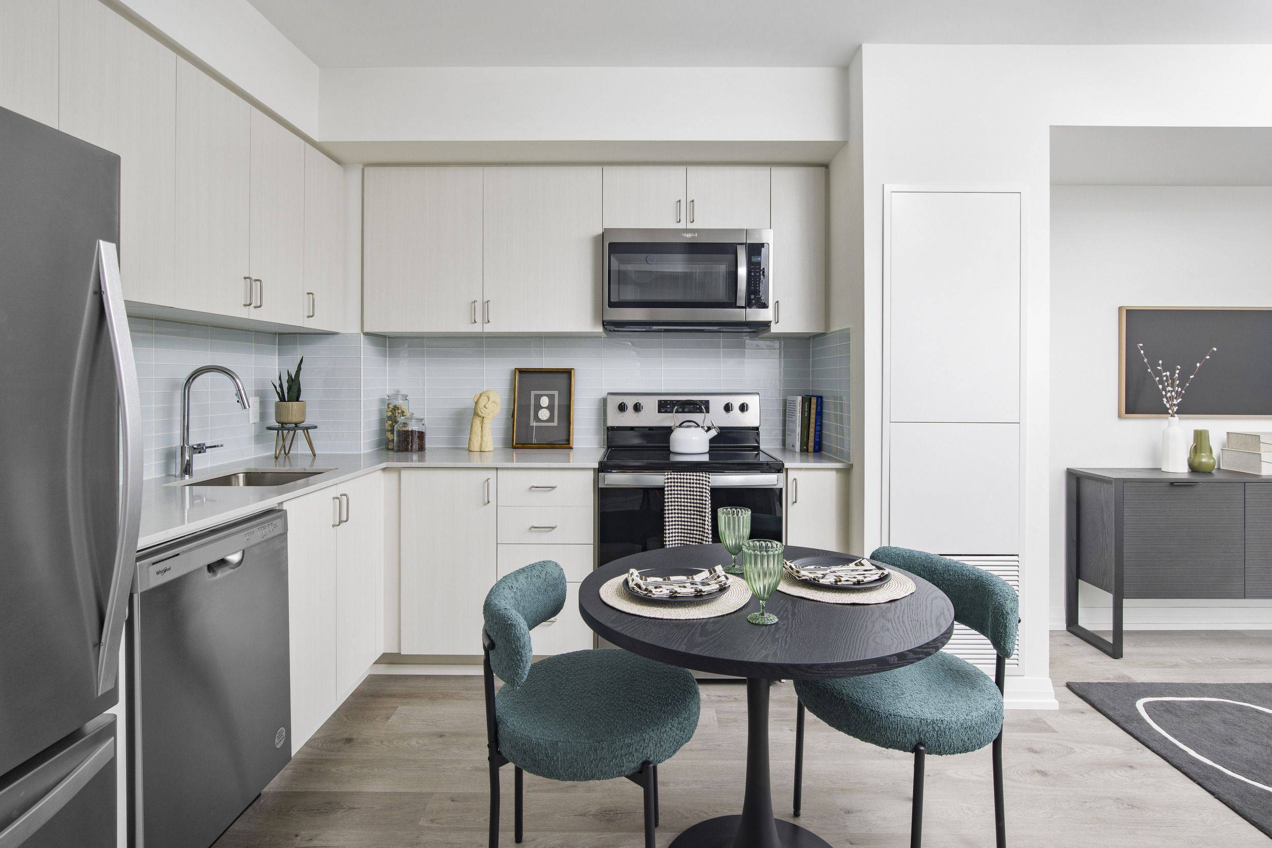Toronto C15, ON M2J 0H8,325 Yorkland BLVD #2109