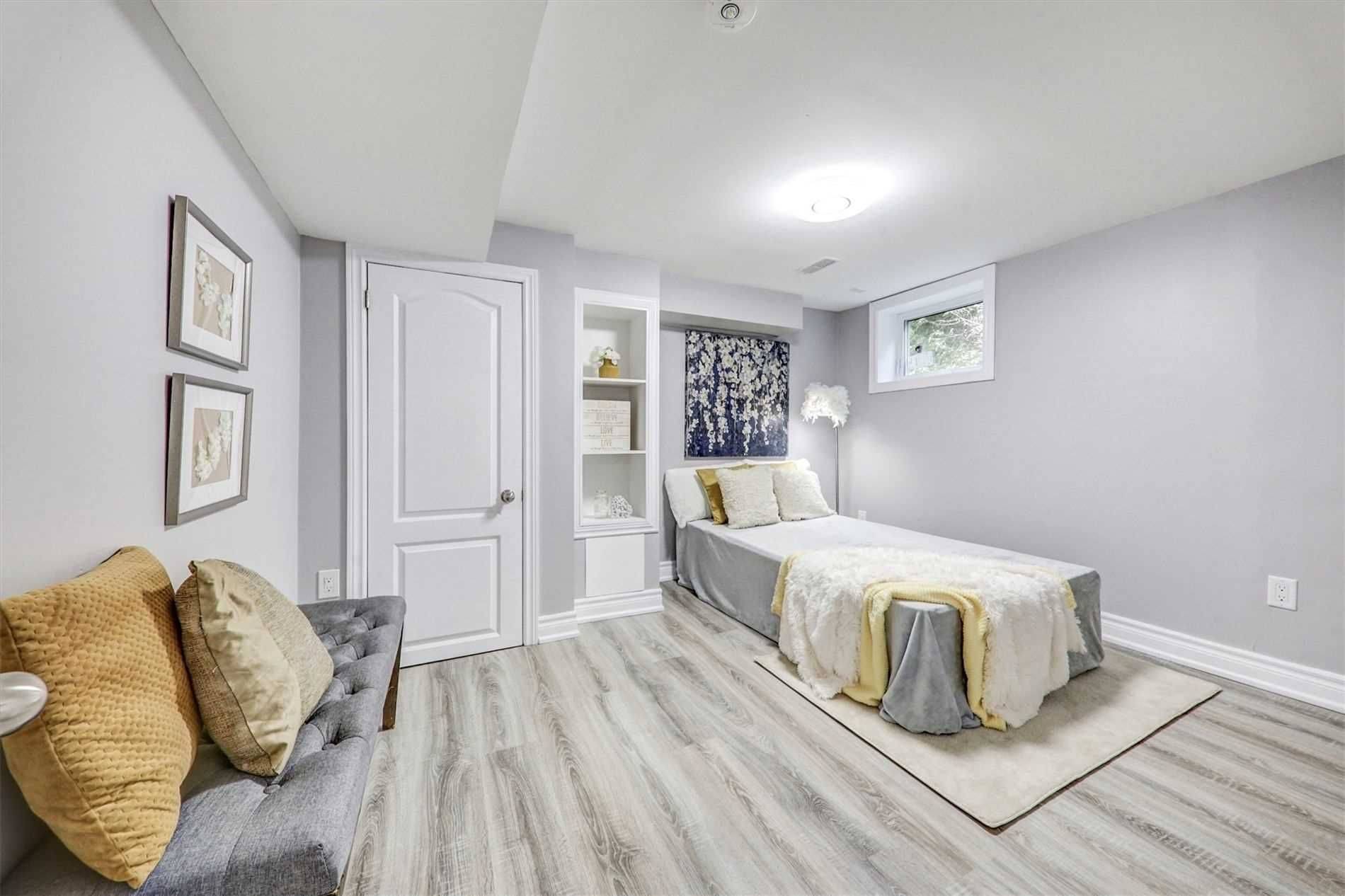 Whitby, ON L1N 4K8,507 Brock ST S #BSMT