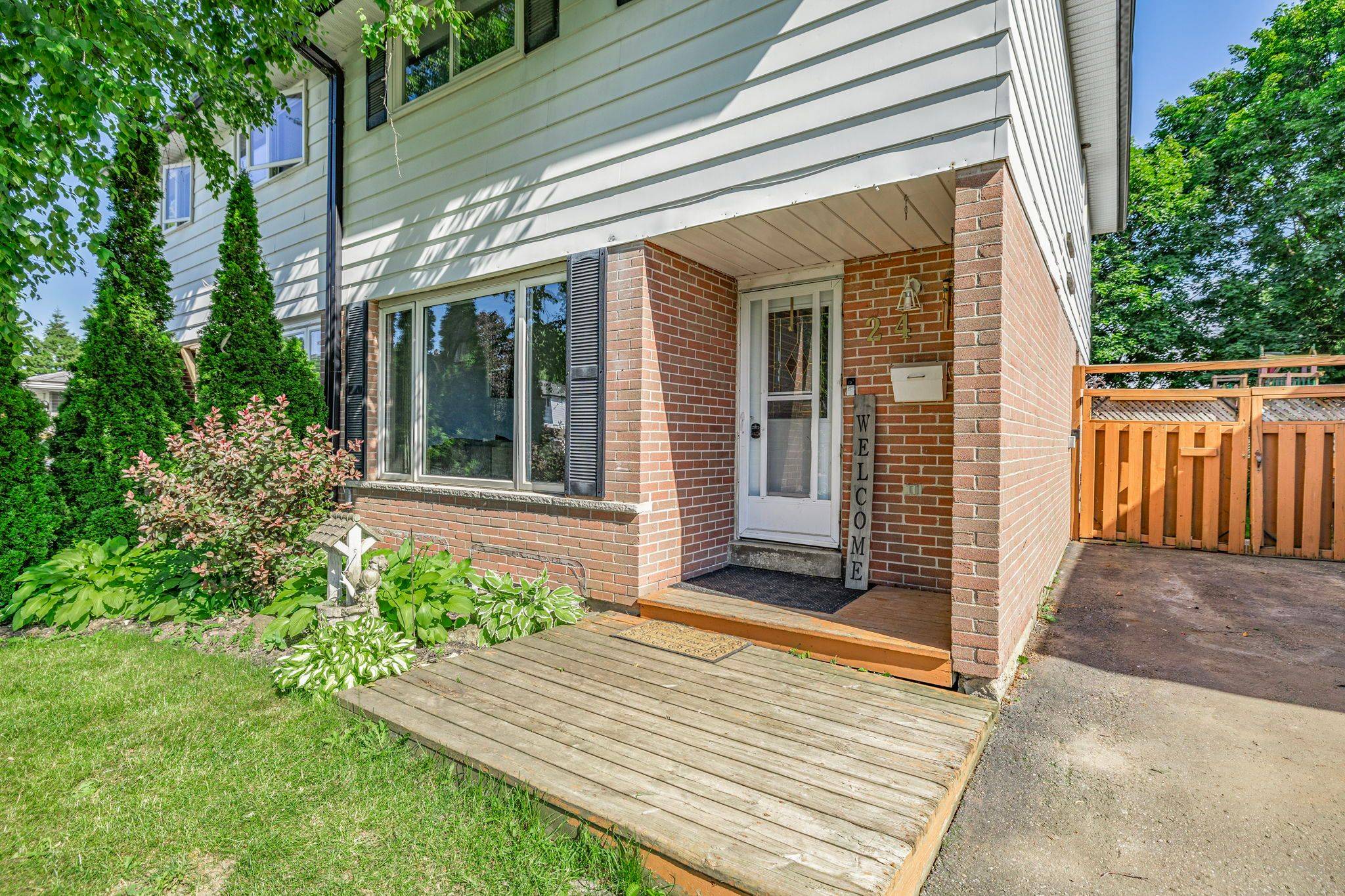 Orangeville, ON L9W 2X9,24 Carlton DR