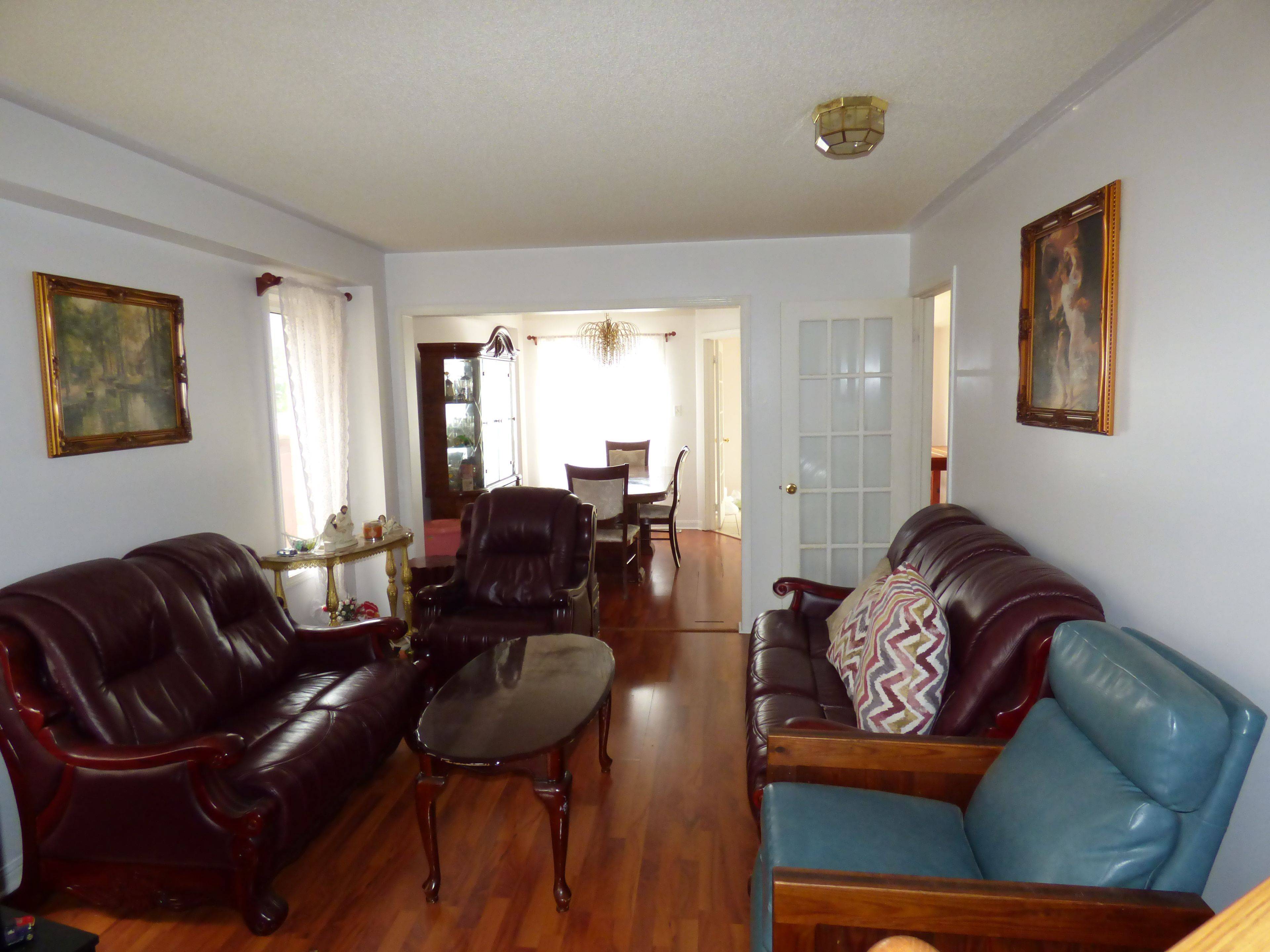 Mississauga, ON L5N 8K6,1431 Spring Garden CT
