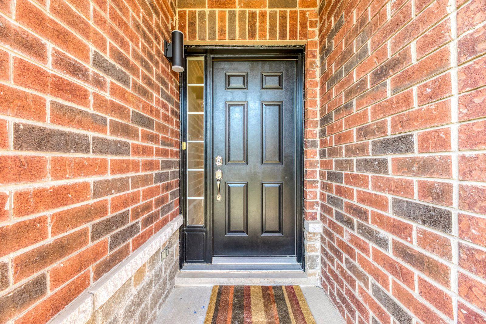 Oakville, ON L6M 0C7,2374 Stone Glen CRES