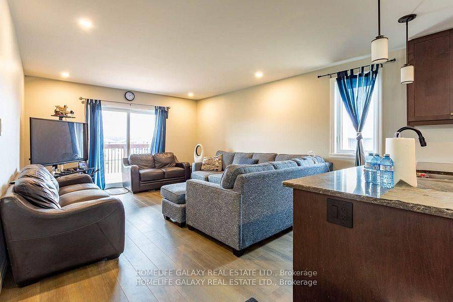 Quinte West, ON K8V 0J1,43 Cedar Park CRES