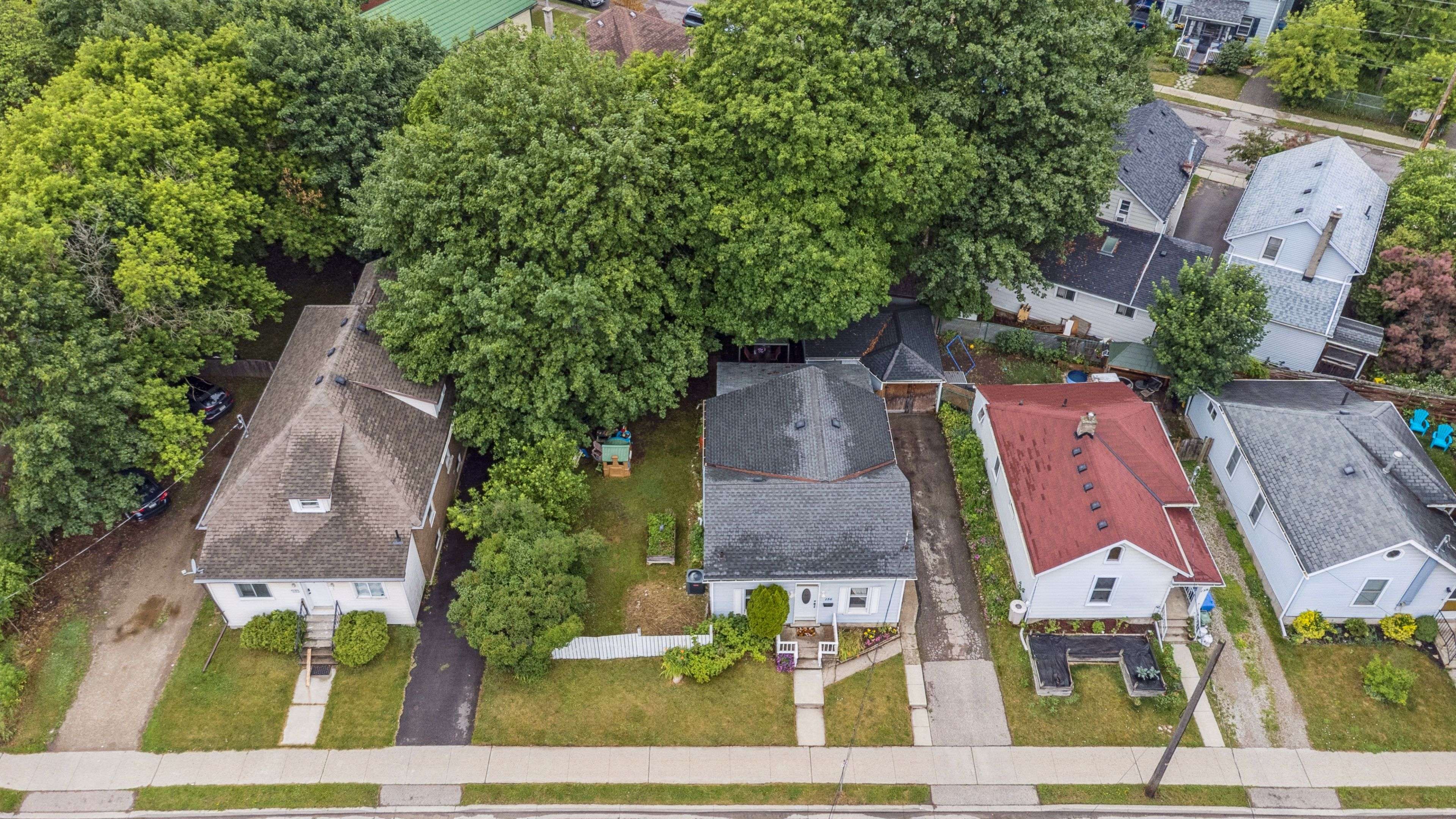 Guelph, ON N1E 3E9,156 York RD