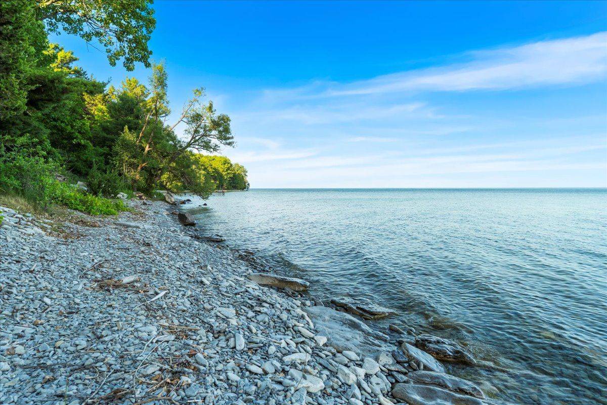 Prince Edward County, ON K0K 2T0,102 Dorenberg LN