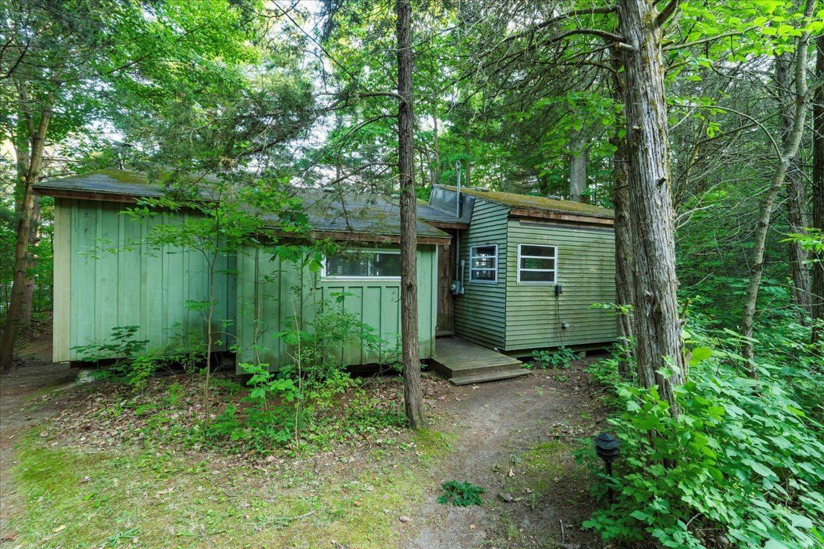 Prince Edward County, ON K0K 2T0,102 Dorenberg LN