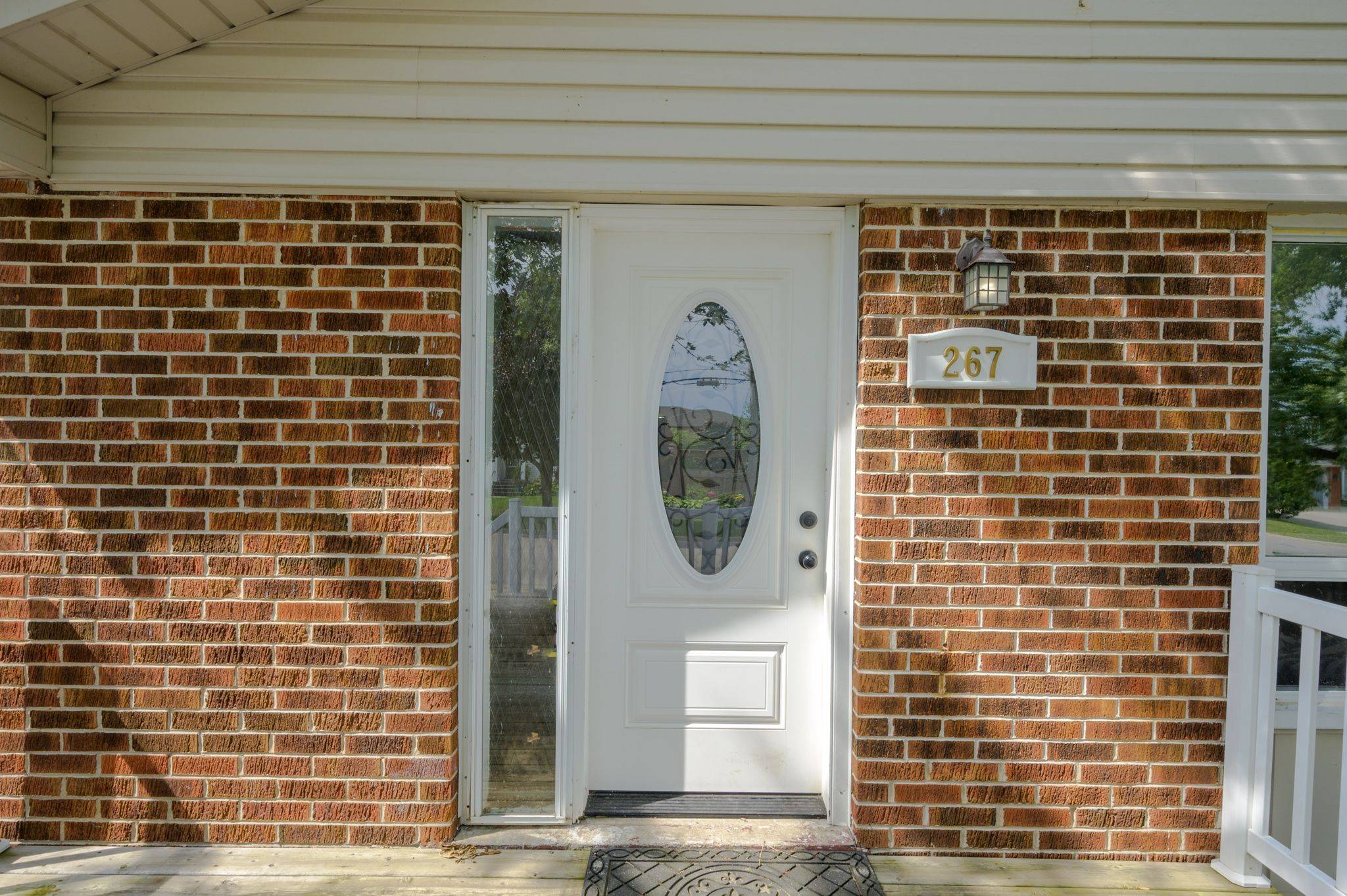 Hamilton, ON L8G 2W3,267 Winona RD